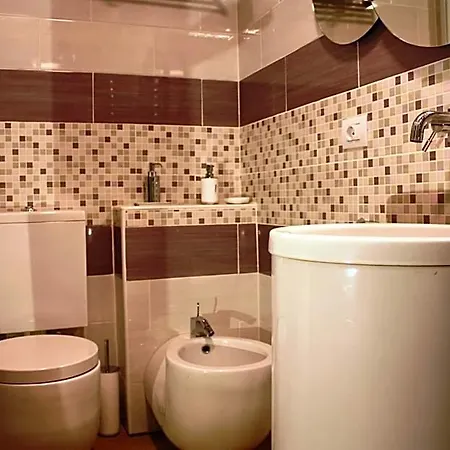 A Casa Di V-ale Hotel 3*