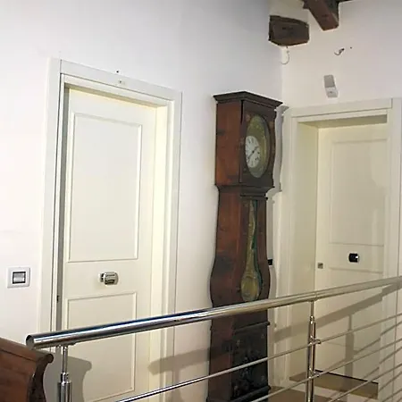A Casa Di V-ale
