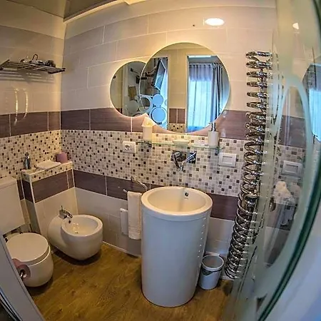 A Casa Di V-ale Hotel 3*